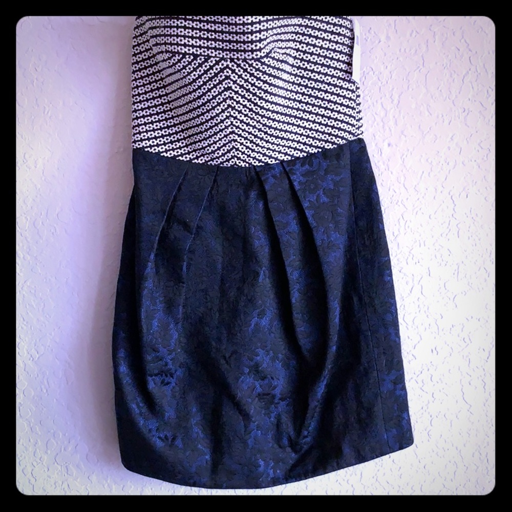 Strapless 4 collective dress NWT